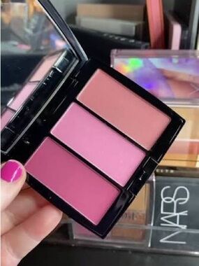 Anastasia Beverly Hills Pink Passion Blush Trio Palette